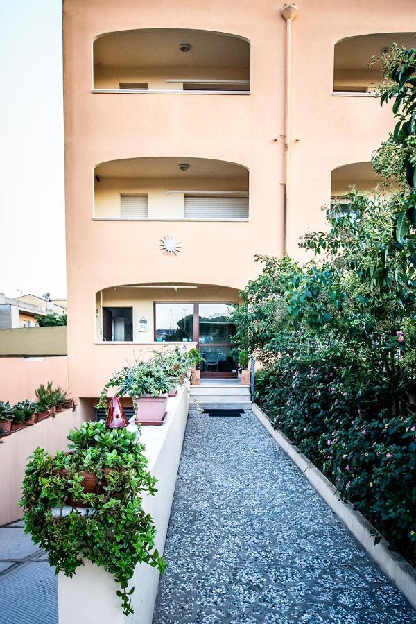Hotel Sun&Sardinia Monserrato Exteriér fotografie